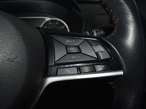 Used 2023 Nissan Altima 2.5 SR image 18