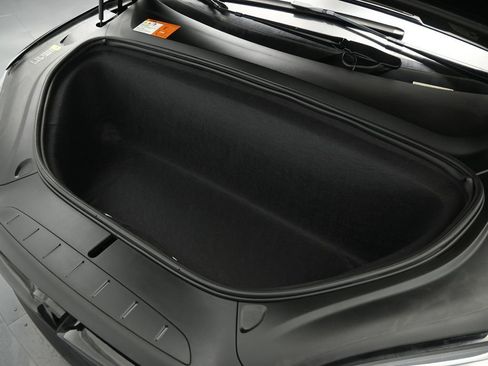 Used 2018 Tesla Model X 75D image 23