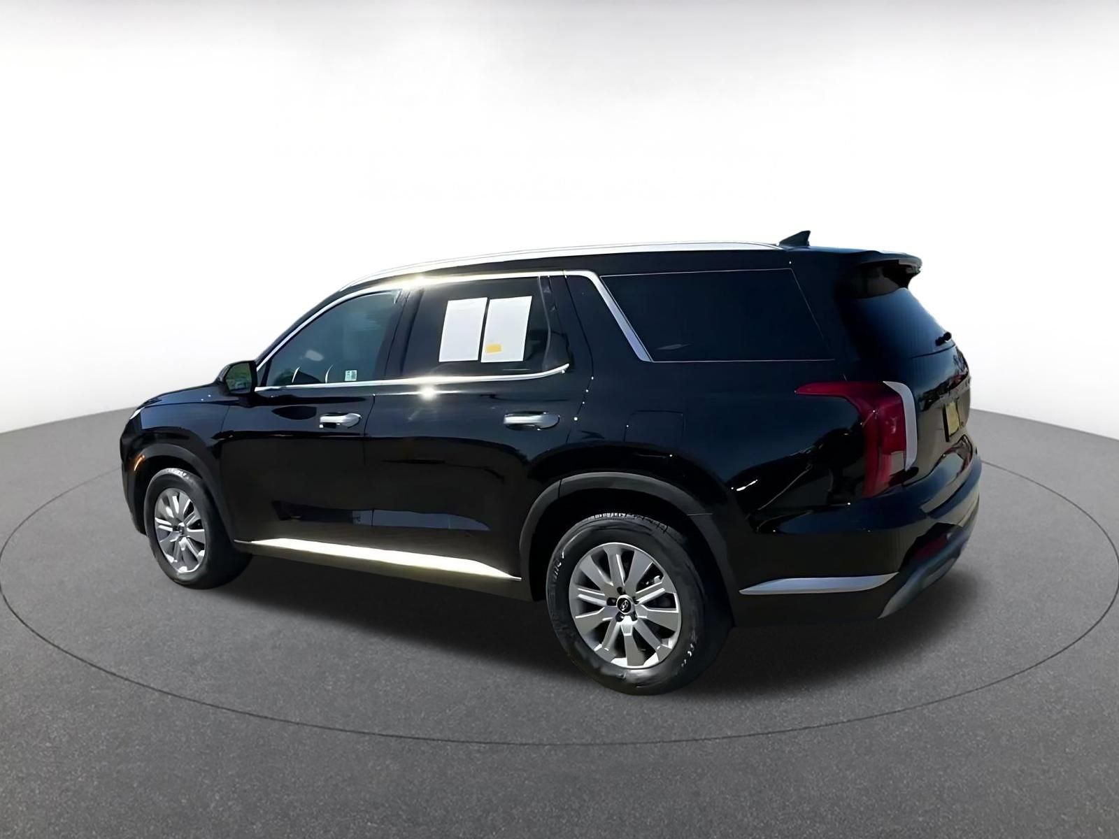 Used 2025 Hyundai Palisade SEL AWD/4WD image 9