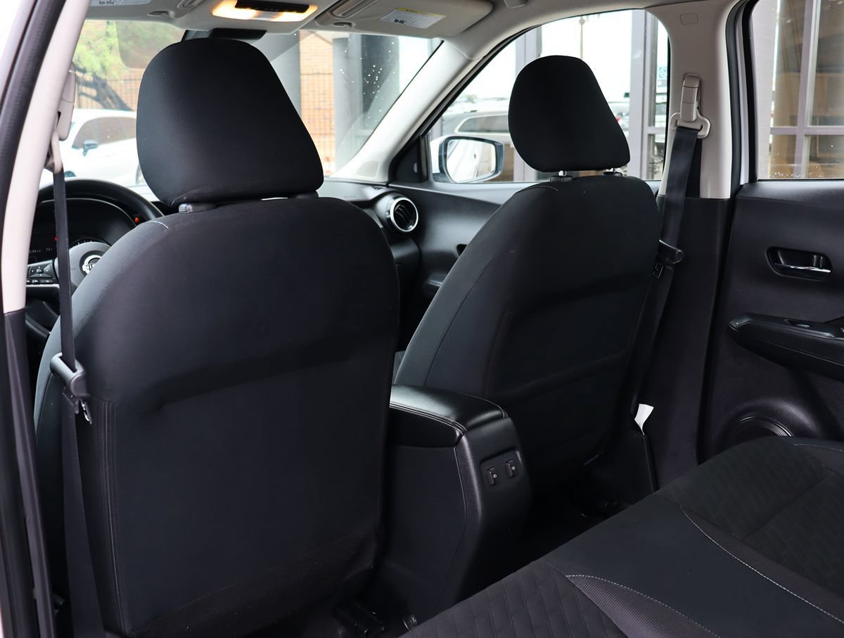 Used 2023 Nissan Kicks SV FWD image 31