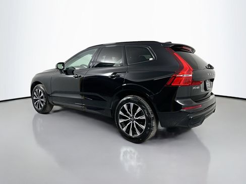 Used 2025 Volvo XC60 B5 Core AWD/4WD image 8