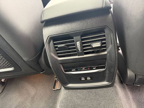 Used 2024 BMW i4 xDrive40i image 23