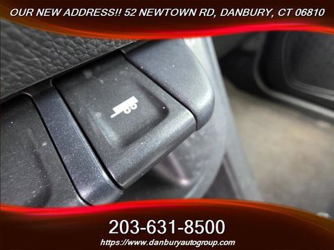 Used 2020 Chevrolet Colorado LT w/ LT Convenience Package AWD/4WD image 17
