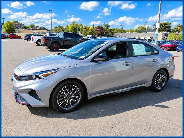 Used 2023 Kia Forte GT-Line FWD image 1