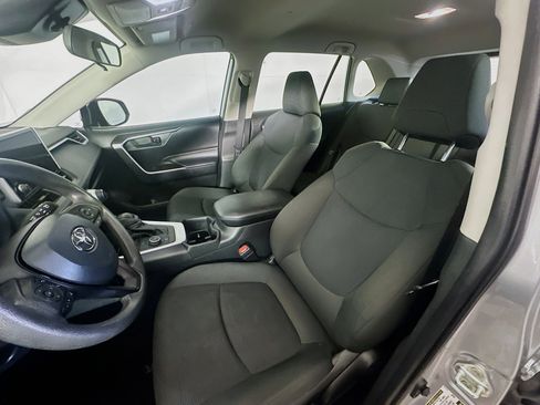 Used 2024 Toyota RAV4 LE image 13