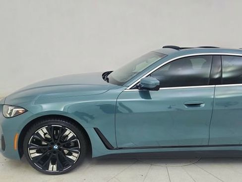 Used 2025 BMW 430i w/ Premium Package image 4