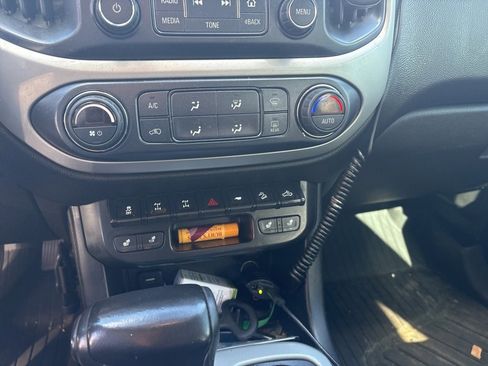 Used 2018 Chevrolet Colorado ZR2 image 12