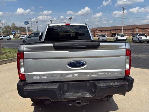Used 2019 Ford F250 XL w/ Power Equipment Group AWD/4WD image 7