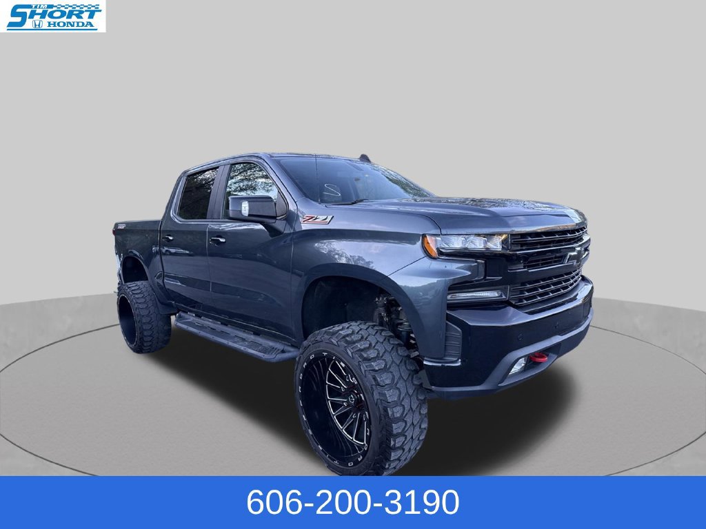 Used 2022 Chevrolet Silverado 1500 LT Trail Boss w/ LT Trail Boss Premium Package AWD/4WD image 3