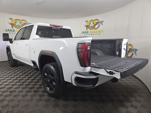 Used 2024 GMC Sierra 2500 AT4 w/ AT4 Premium Plus Package AWD/4WD image 34
