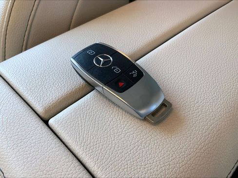 Used 2022 Mercedes-Benz GLE 350 image 30