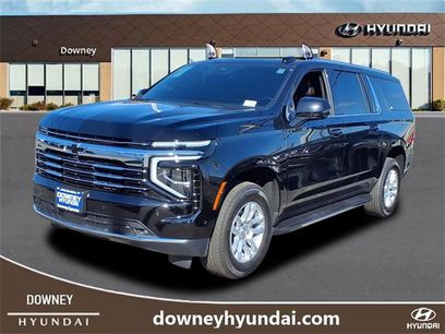 Used 2025 Chevrolet Suburban LT w/ Comfort Package