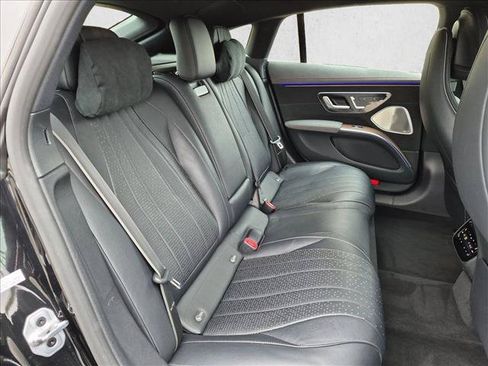 Used 2023 Mercedes-Benz EQS 580 4MATIC Sedan image 20