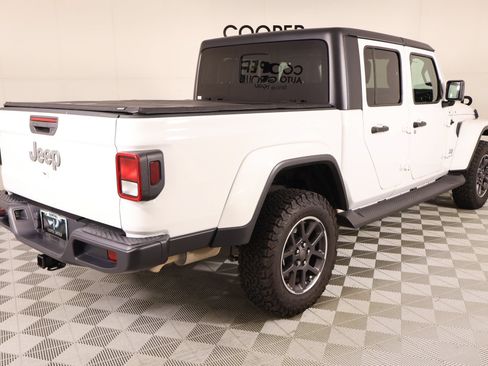 Used 2022 Jeep Gladiator Overland w/ Popular Equipment Package AWD/4WD image 20