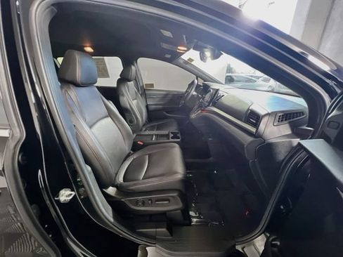 Used 2024 Honda Odyssey Sport image 30