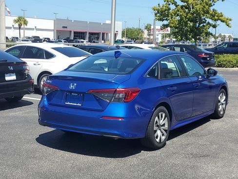 Used 2022 Honda Civic LX image 7