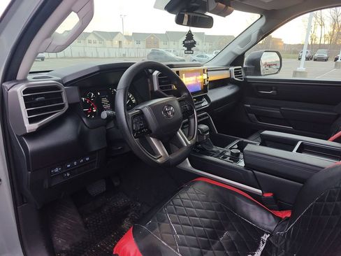Used 2024 Toyota Tundra SR5 image 9