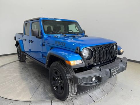 Used 2022 Jeep Gladiator Willys image 1