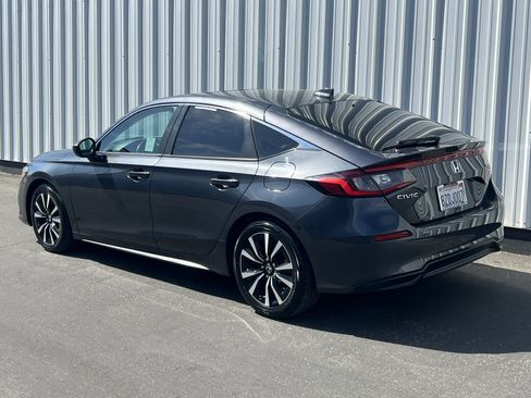Used 2022 Honda Civic EX-L image 4