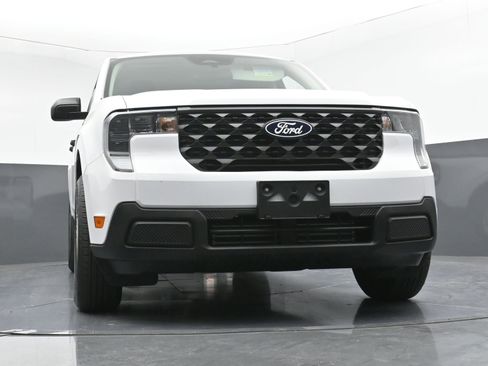 Used 2025 Ford Maverick XL w/ Equipment Group 102A image 21