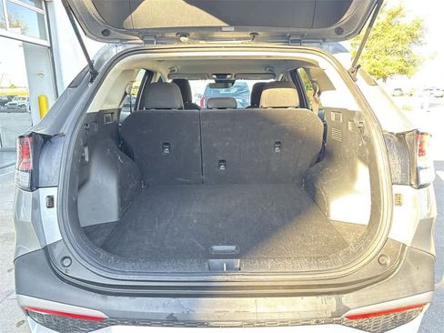 Used 2023 Kia Sportage LX image 22