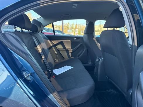 Used 2016 Volkswagen Jetta S image 20