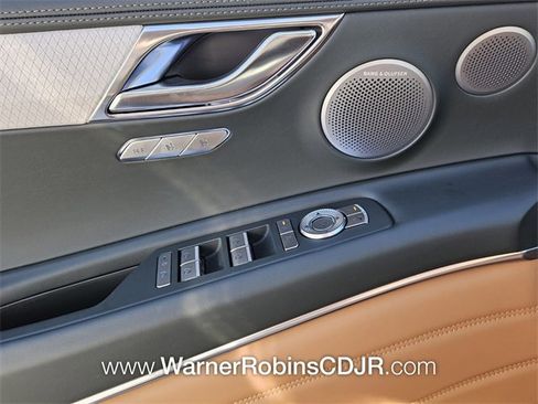 Used 2025 Genesis GV80 3.5T Prestige image 33