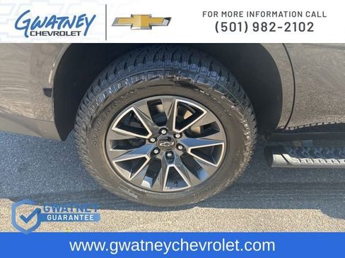 Used 2024 Chevrolet Tahoe Z71 w/ Luxury Package image 12