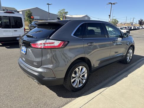 Used 2024 Ford Edge Titanium AWD/4WD image 5