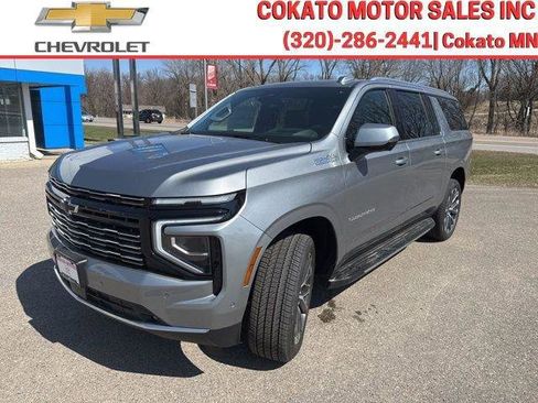 New 2026 Chevrolet Suburban High Country w/ Sun And Tow Package AWD/4WD image 3