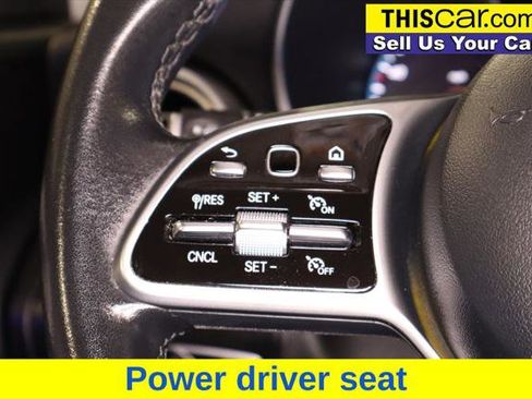 Used 2022 Mercedes-Benz GLC 300 4MATIC image 16