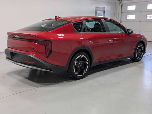 Certified 2025 Kia K4 EX FWD image 8