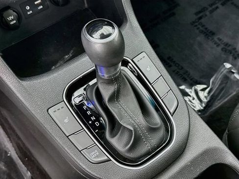 Used 2020 Hyundai Elantra GT w/ Style Package 02 FWD image 16