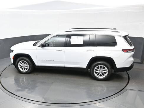 Used 2022 Jeep Grand Cherokee L Laredo w/ Luxury Tech Group I image 35