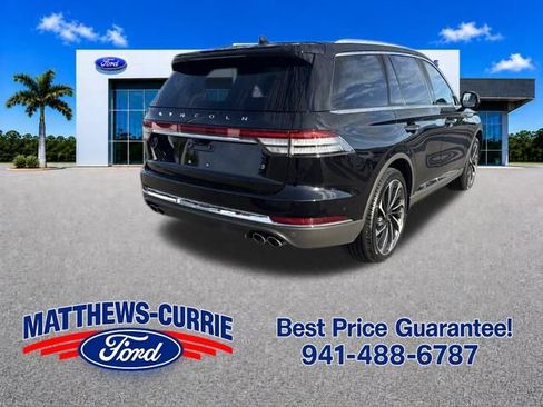 Used 2021 Lincoln Aviator Reserve w/ Equipment Group 201A AWD/4WD image 4