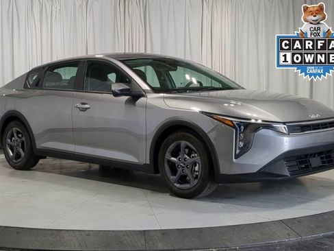 Used 2026 Kia K4 FWD image 2