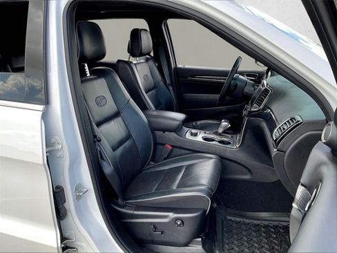 Used 2021 Jeep Grand Cherokee Overland AWD/4WD image 7