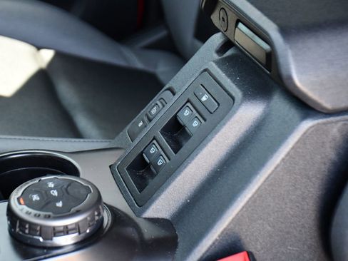 Used 2024 Ford Bronco Black Diamond AWD/4WD image 23