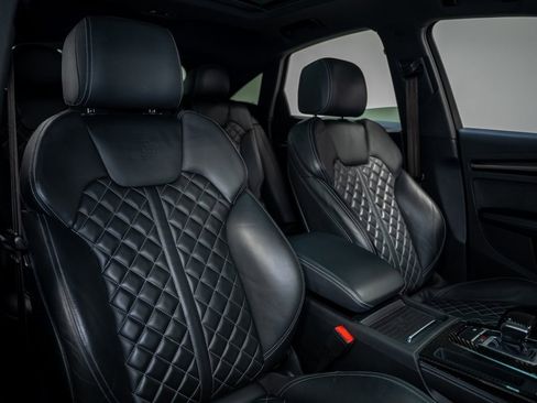 Used 2021 Audi SQ5 Prestige w/ Prestige Package image 34