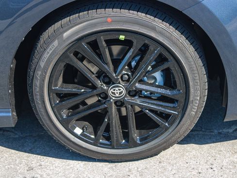 New 2026 Toyota Camry SE FWD image 11