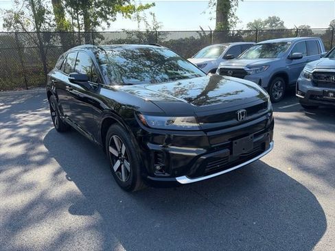 Used 2024 Honda Prologue Touring image 3