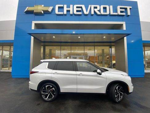 Used 2024 Mitsubishi Outlander Ralliart image 1