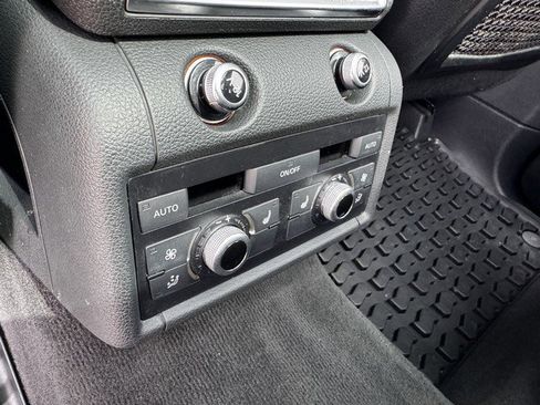 Used 2012 Audi Q7 3.0T Premium Plus image 17