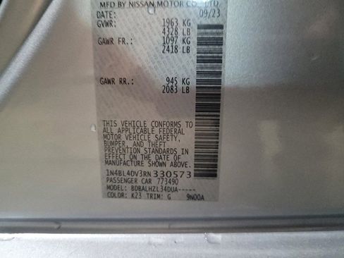 Used 2024 Nissan Altima 2.5 SV image 33