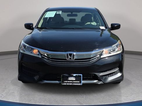 Used 2017 Honda Accord LX image 3