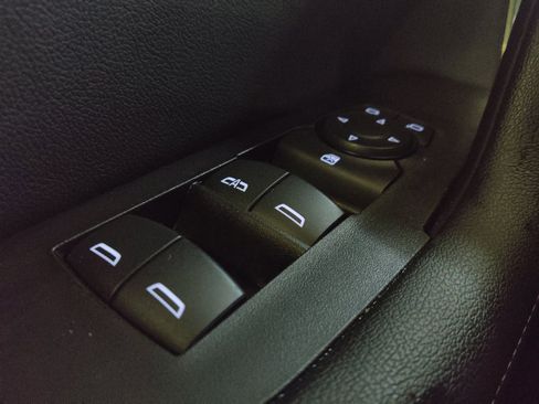 Used 2024 Chevrolet Blazer LT w/ Convenience Package FWD image 27