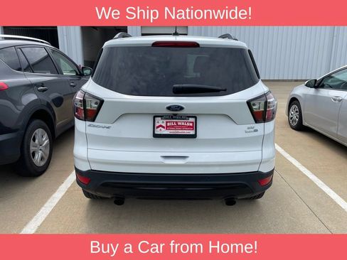 Used 2017 Ford Escape SE w/ Equipment Group 201A AWD/4WD image 3