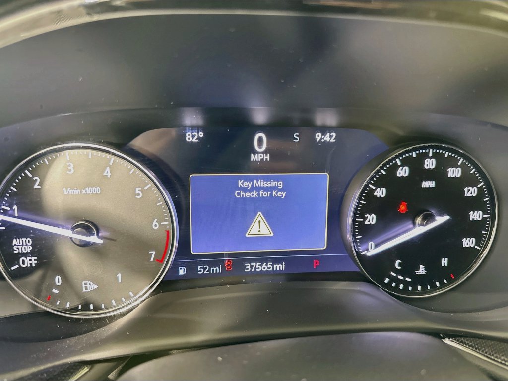 Used 2023 Buick Envision Essence FWD image 12