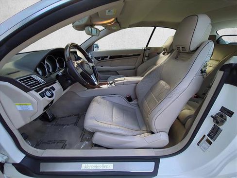 Used 2014 Mercedes-Benz E 550 Cabriolet image 16