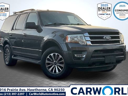Used 2017 Ford Expedition XLT image 1